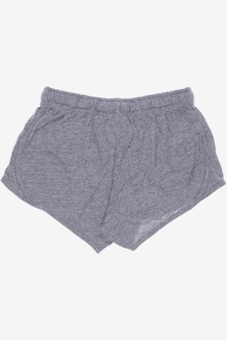 NIKE Shorts in XS in Grey