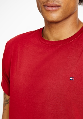 TOMMY HILFIGER Slim Fit T-Shirt in Rot