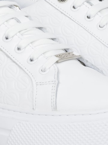 Estro Låg sneaker '09-3202' i vit