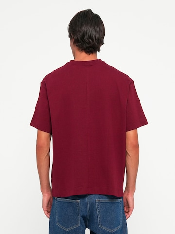 Calvin Klein T-shirt i röd: baksida