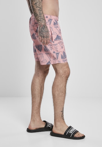 Shorts de bain Urban Classics en rose