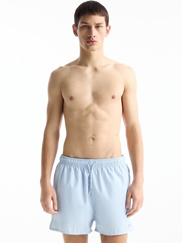 Pull&Bear Zwemshorts in Blauw