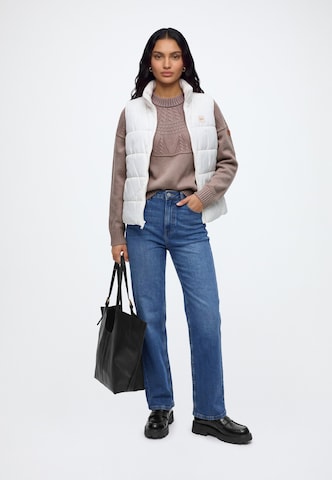 Gap Petite Елек в бяло