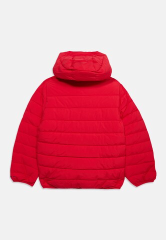 Veste mi-saison Jordan en rouge