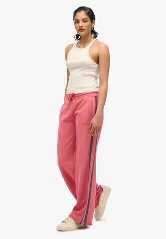 Wide Leg Pantalon 'Essentials' Superdry en rouge