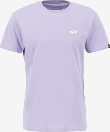 ALPHA INDUSTRIES - Ajuste regular Camiseta en lila: frente