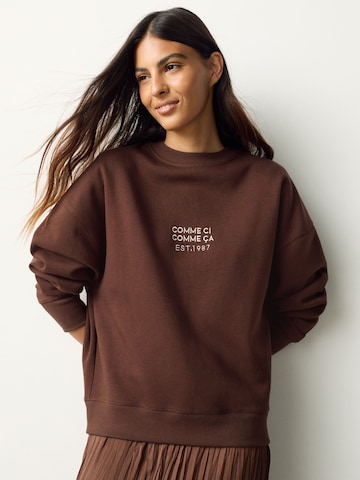 Next Рокля в кафяво