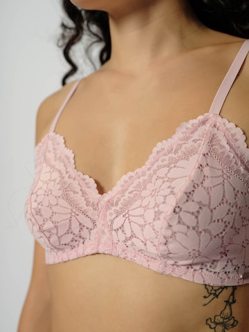 T-shirt Reggiseno di Skiny in rosa