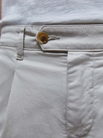 regular Pantaloni con pieghe di Scalpers in beige