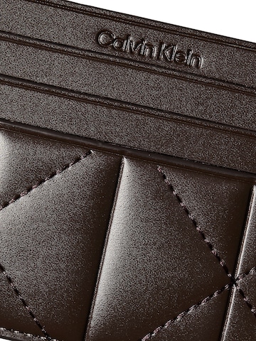 Calvin Klein Portemonnaie in Braun