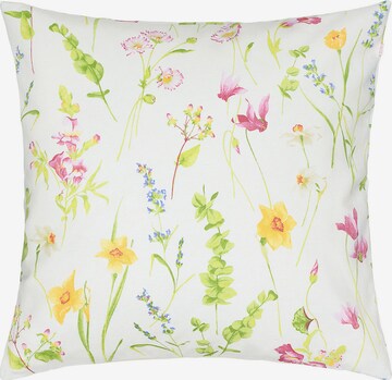 LIVING DREAMS Bedding 'Blumenwiese' in White: front