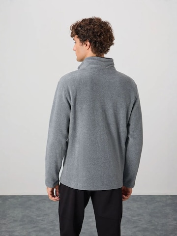 Tommy Life Fleece jacket in Grey