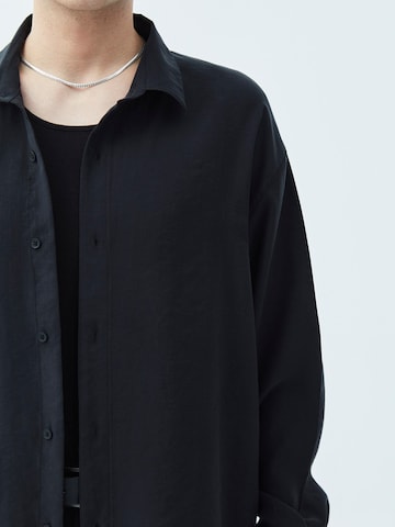 VAMOS CLO Comfort fit Button Up Shirt 'Oceanside' in Black