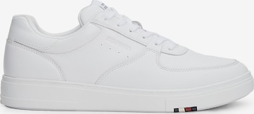 Sneaker low de la TOMMY HILFIGER pe alb