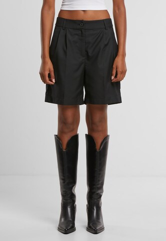 Urban Classics Regular Bundfaltenhose in Schwarz: Vorderseite