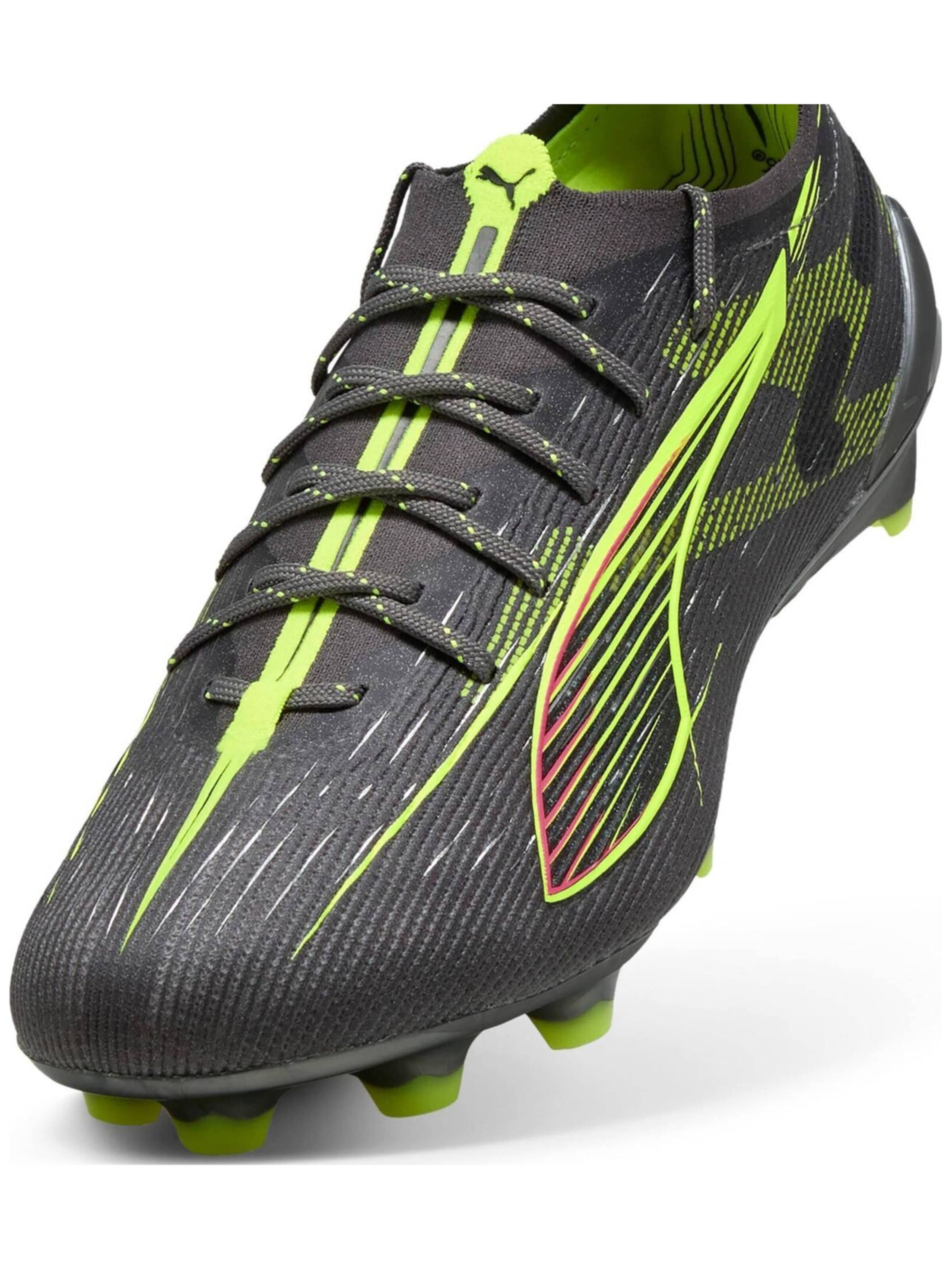 Scarpa da calcio 'Puma Ultra 5 Ultimate Fg' di PUMA in grigio