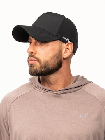 saved lab Sports cap in Black: front
