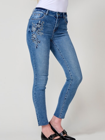 KOROSHI Skinny Jeans in Blau: Vorderseite