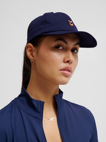 Hummel Sportcap 'FAST' in Blau: Vorderseite