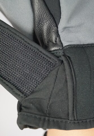 REUSCH Sports gloves 'Ryan Meida® Dry TOUCH-TEC™' in Grey