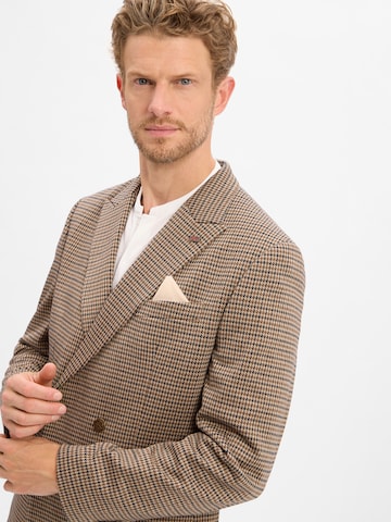 Coupe regular Veste de costume 'Berry' Finshley & Harding London en marron