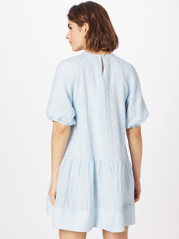 Robe Club Monaco en bleu