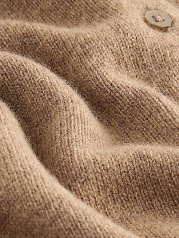 Next Pullover in Braun