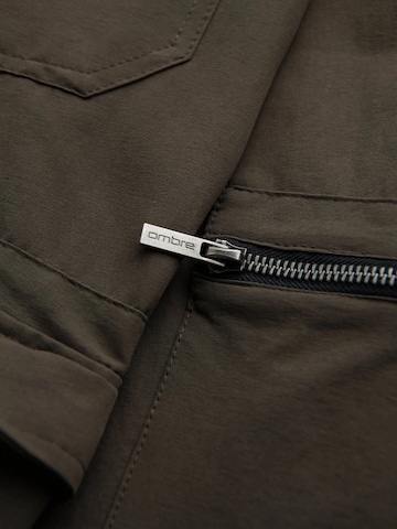 Ombre Regular Sports trousers 'OM-PAJO-0200' in Green