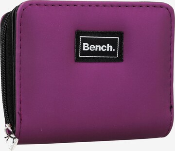 BENCH Wallet in Purple: front