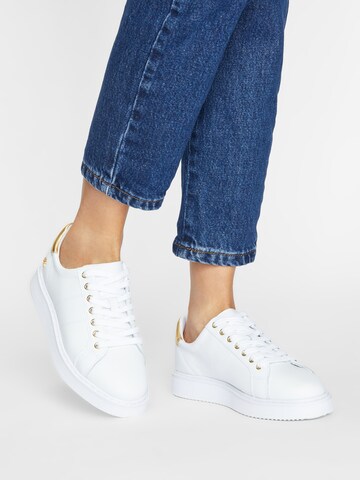 Lauren Ralph Lauren Sneakers laag 'Angeline' in Wit: voorkant