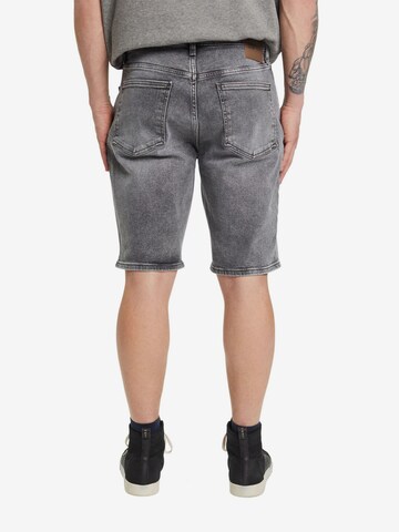 ESPRIT Slimfit Shorts in Grau