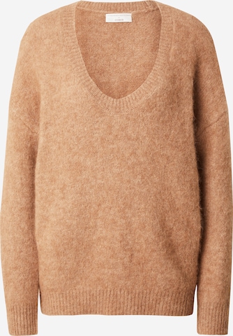 Guido Maria Kretschmer Women Pullover 'Maura' in Beige: predná strana