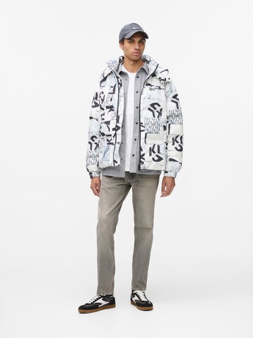 KARL LAGERFELD JEANS Конический (Tapered) Джинсы в Серый