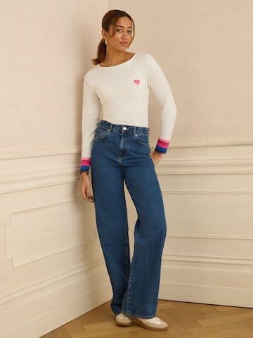 love & roses Shirt in Beige