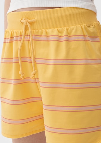 QS Regular Trousers in Yellow