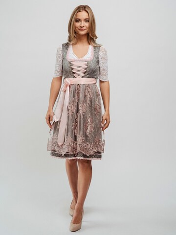 Hofglanz Dirndl in Pink: front