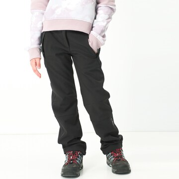 CMP Regular Outdoor Pants in Black: front