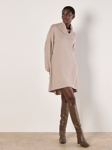 Robe ' ' Apricot en argent : devant