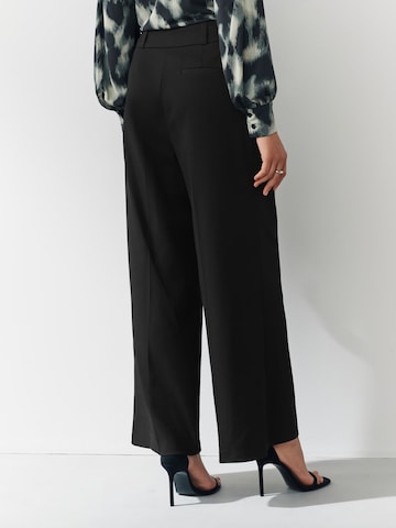 Next Wide Leg Hose in Schwarz