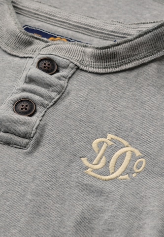Superdry Shirt 'Vintage Athletic Grandad' in Grijs