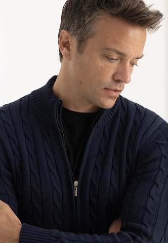 Felix Hardy Strickjacke in Blau
