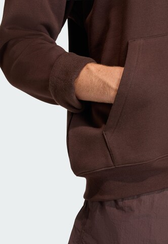 Felpa 'Trefoil Essentials' di ADIDAS ORIGINALS in marrone