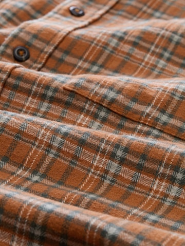 TOM TAILOR Men + Comfort fit Button Up Shirt in Brown