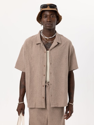 Chemise 'Lewisia' VAMOS CLO en marron : devant