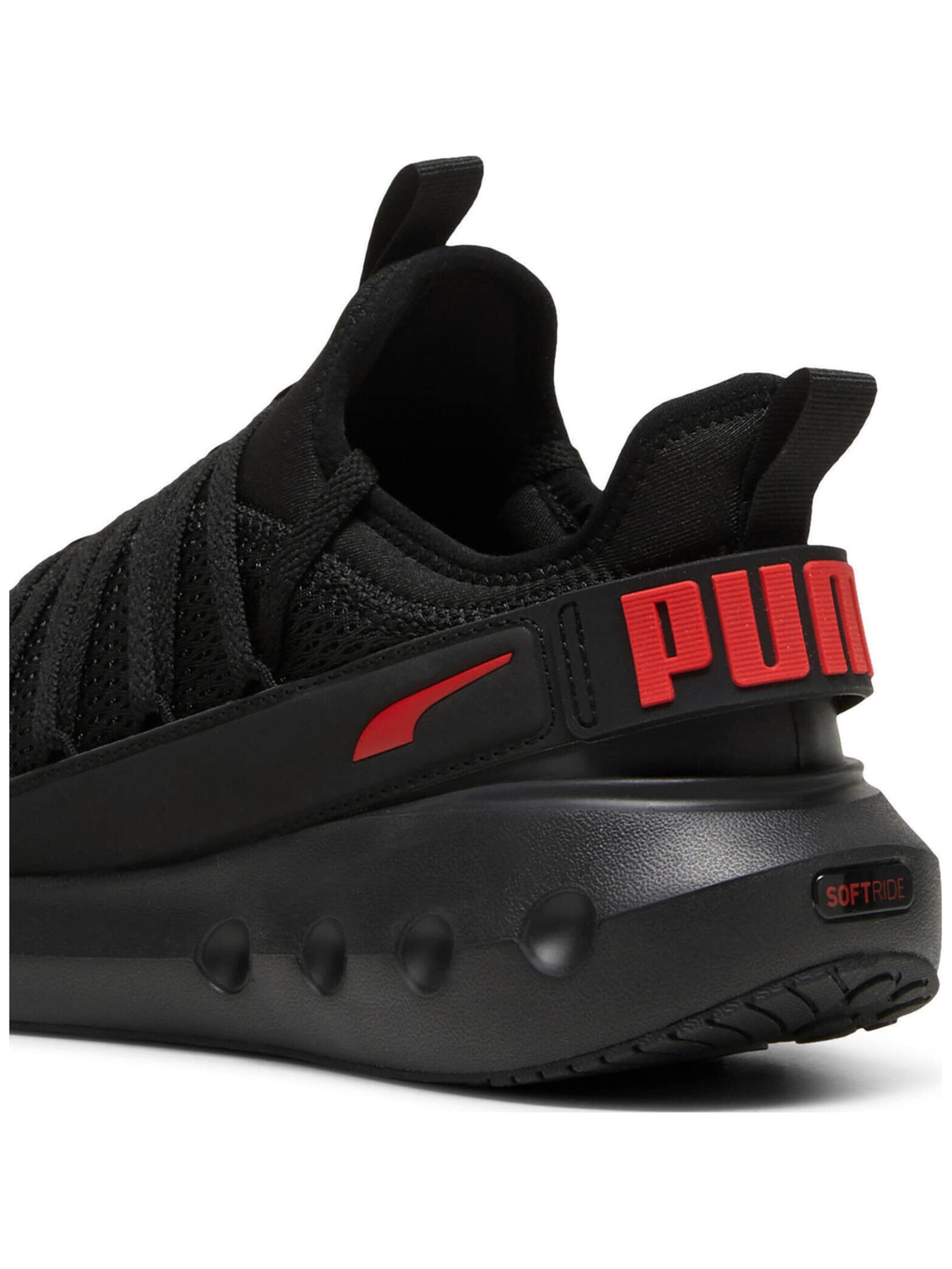 PUMA Sportschuh 'Softride Carson Fresh' in Schwarz
