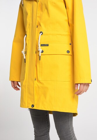 Schmuddelwedda Between-seasons coat in Yellow