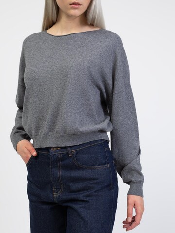 BROKE + SCHÖN Sweater in Grey