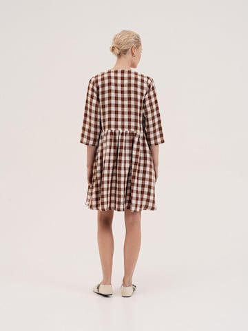 AmourLinen Jurk 'Daphne' in Bruin