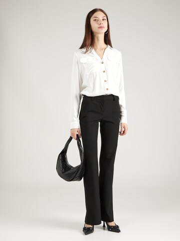 VERO MODA Blus 'BUMPY' i vit