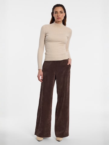 Ana Alcazar Regular Trousers 'Enliria' in Brown: front